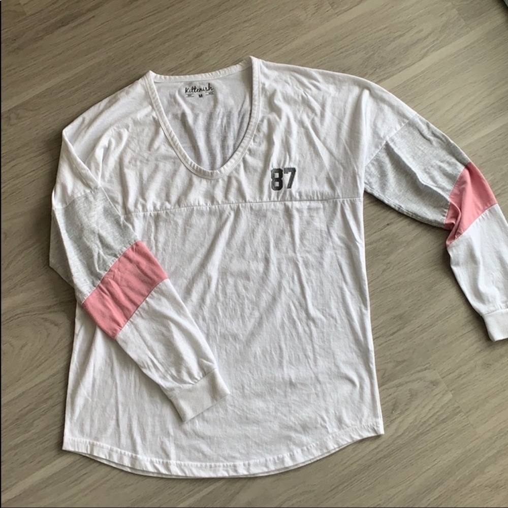 Kittenish long sleeve tee